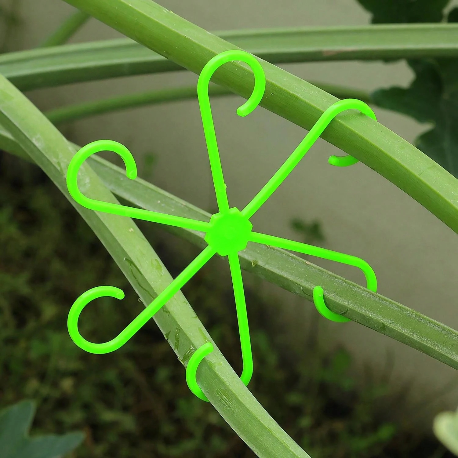 1Pc Plastic Plant Support Clip - Vine Climbing Plastic recensie en prijs